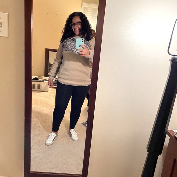 Abercrombie Asymmetrical Snap-Up Fleece - Picture 4 of 7